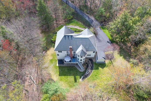 50 Newfane Road, Bedford, NH 03110