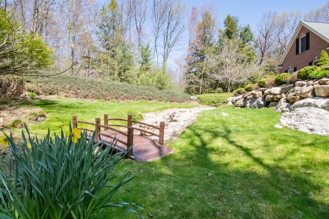 50 Newfane Road, Bedford, NH 03110