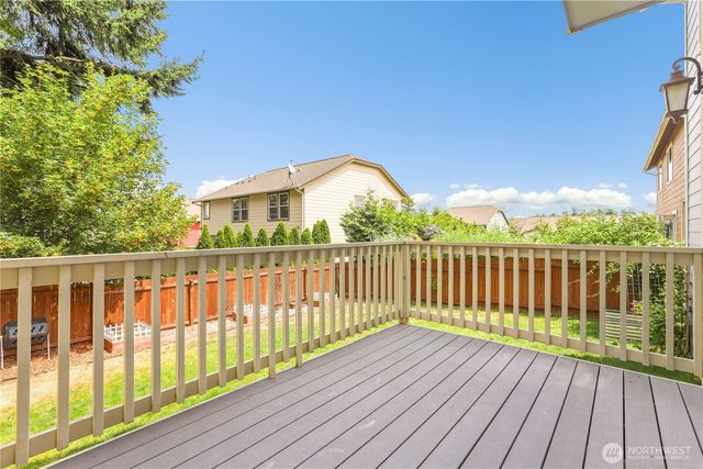 3008 SW Berwick Drive, Oak Harbor, WA 98277