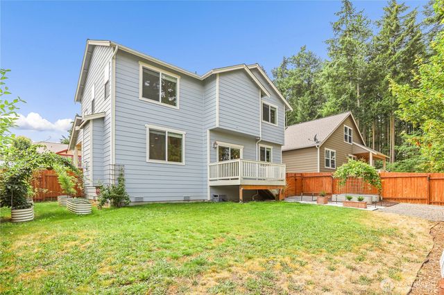 3008 SW Berwick Drive, Oak Harbor, WA 98277