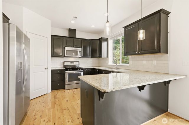 3008 SW Berwick Drive, Oak Harbor, WA 98277
