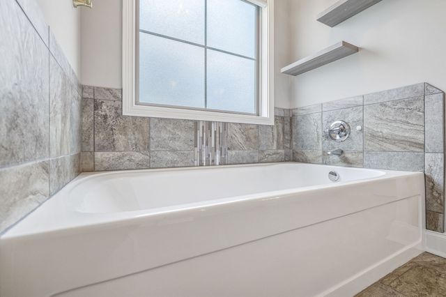 3556 Smith Brothers Ln, Clarksville, TN 37043