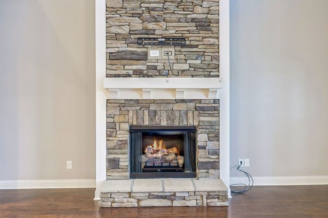 3556 Smith Brothers Ln, Clarksville, TN 37043