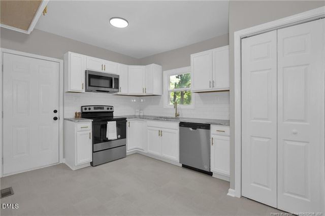 5112 Cannon Street, Fayetteville, NC 28303
