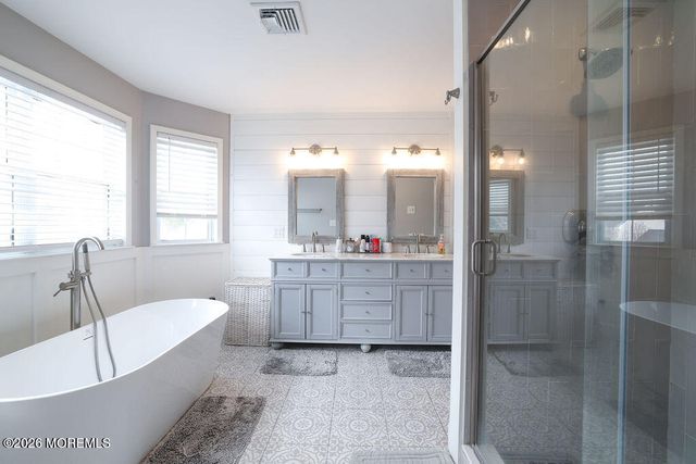 337 Leeward Road, Manahawkin, NJ 08050