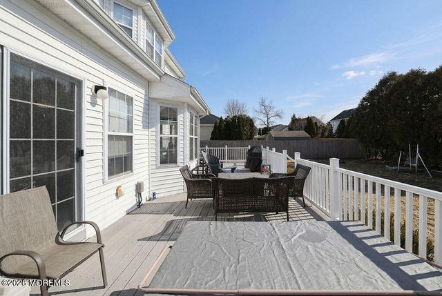 337 Leeward Road, Manahawkin, NJ 08050
