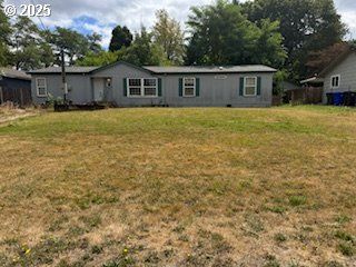 120 CEDAR St, Fairview, OR 97024