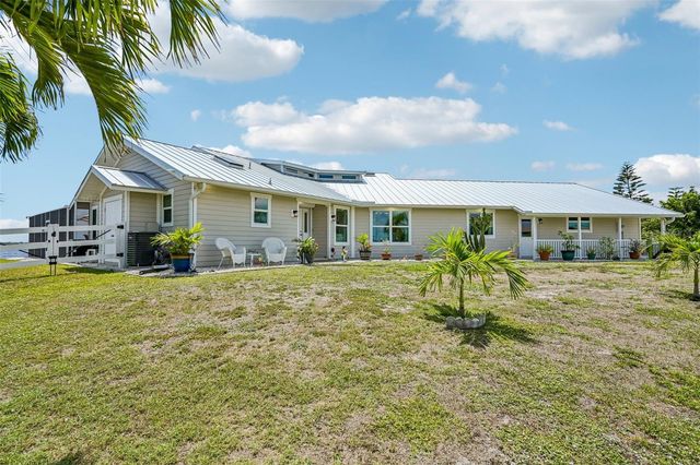 3072 MAUCK TERRACE, Port Charlotte, FL 33981