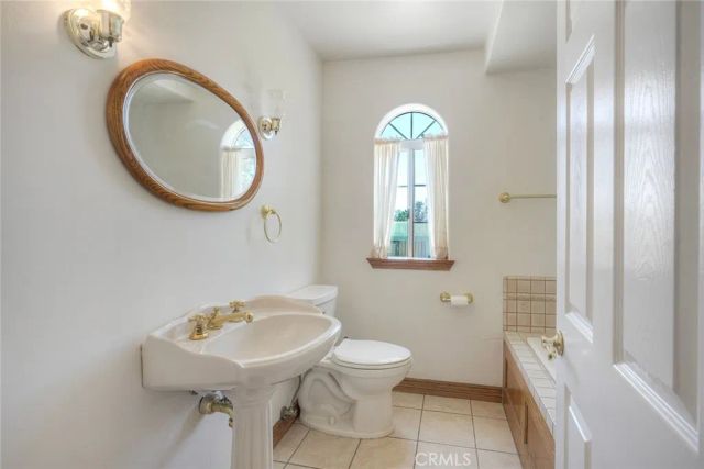 724 Barsby, Vista, CA 92084