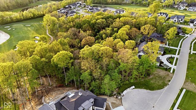 4330 Elmscott Ridge, Zionsville, IN 46077