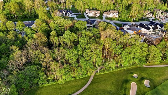 4330 Elmscott Ridge, Zionsville, IN 46077
