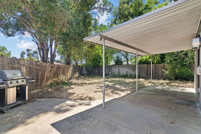 909 Malibu Ct, Modesto, CA 95350