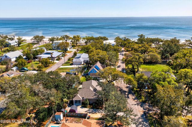 109 E Azalea Drive, Long Beach, MS 39560