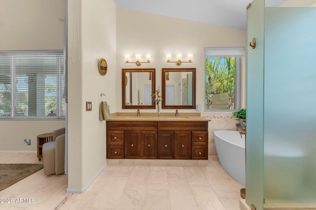3520 S BARBERRY Place, Chandler, AZ 85248