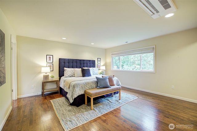 225 131st Avenue NE, Bellevue, WA 98005