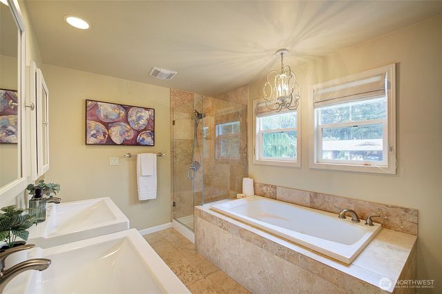 225 131st Avenue NE, Bellevue, WA 98005
