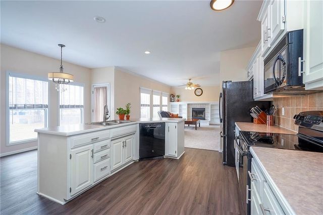 16322 S CHESTER Street, Olathe, KS 66062