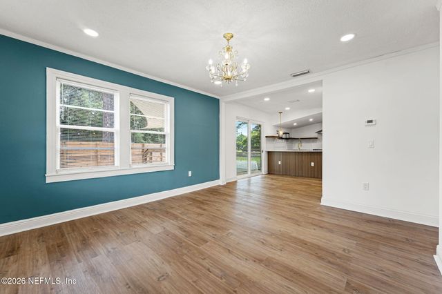6986 SALLIE Avenue, Jacksonville, FL 32210