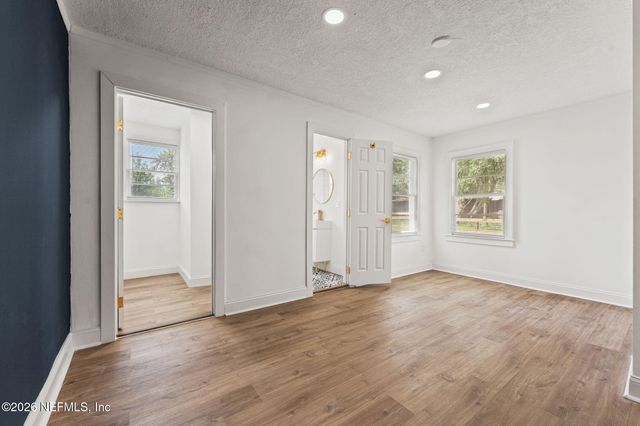 6986 SALLIE Avenue, Jacksonville, FL 32210
