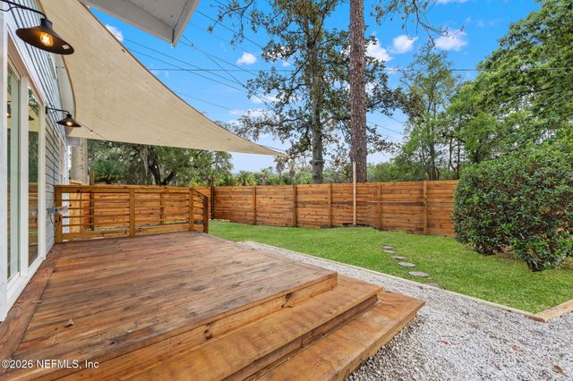 6986 SALLIE Avenue, Jacksonville, FL 32210