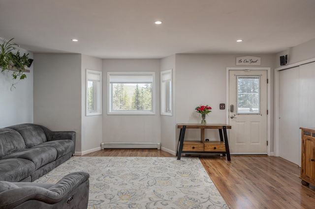 2331 LARRY LANE, Fairbanks, AK 99712