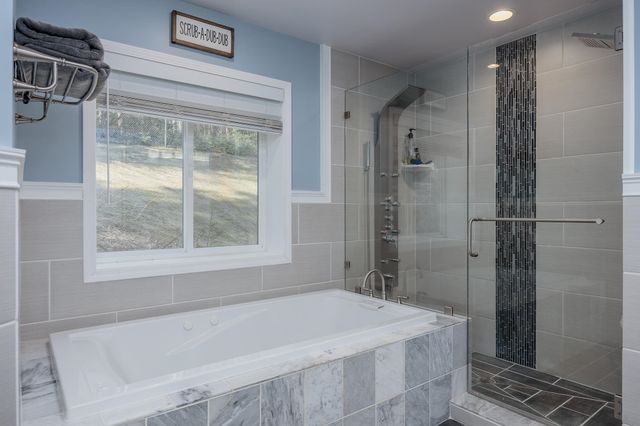 2331 LARRY LANE, Fairbanks, AK 99712