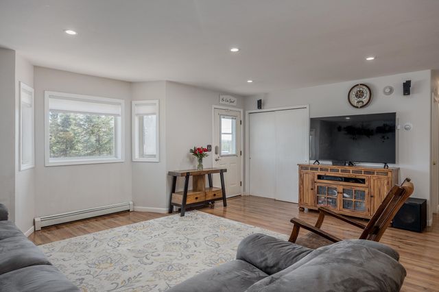 2331 LARRY LANE, Fairbanks, AK 99712