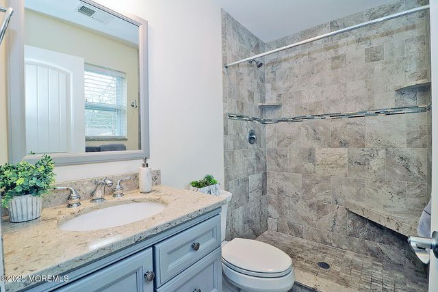 28 Dolphin Way, Waretown, NJ 08758