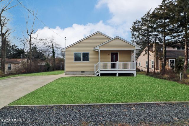 28 Dolphin Way, Waretown, NJ 08758