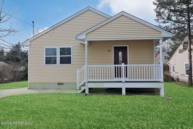 28 Dolphin Way, Waretown, NJ 08758