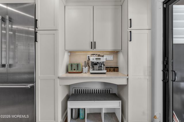 57 N Sunnycrest Drive, Little Silver, NJ 07739