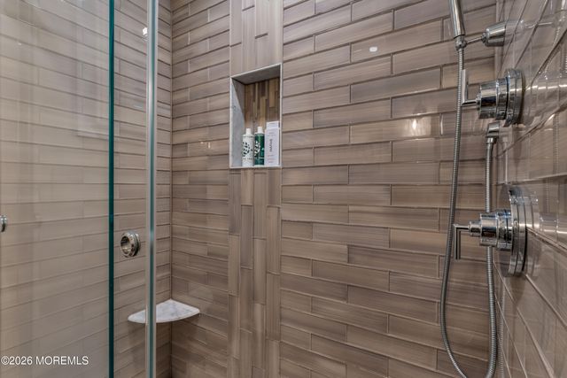 57 N Sunnycrest Drive, Little Silver, NJ 07739