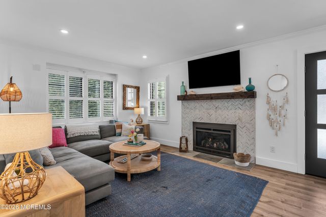 57 N Sunnycrest Drive, Little Silver, NJ 07739