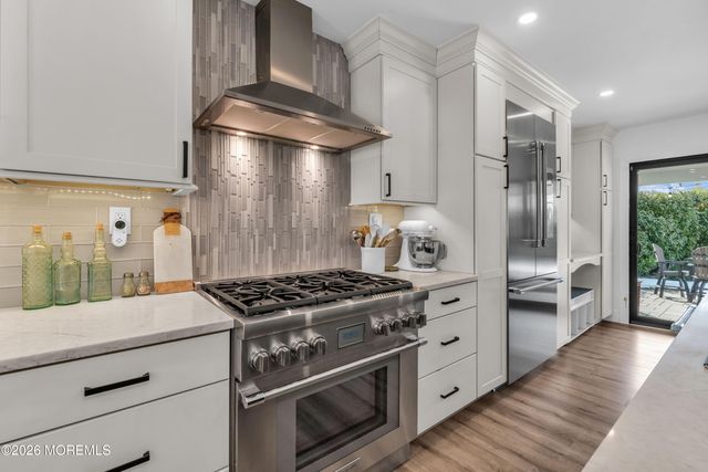 57 N Sunnycrest Drive, Little Silver, NJ 07739