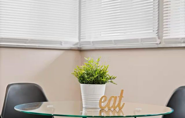 277 S James Road, Columbus, OH 43213