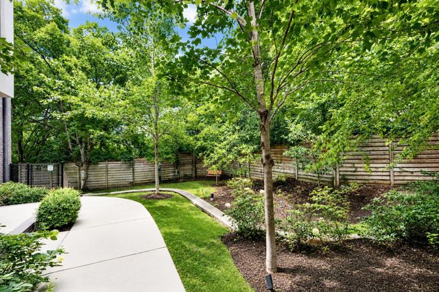 1106 Sigler St, Nashville, TN 37203
