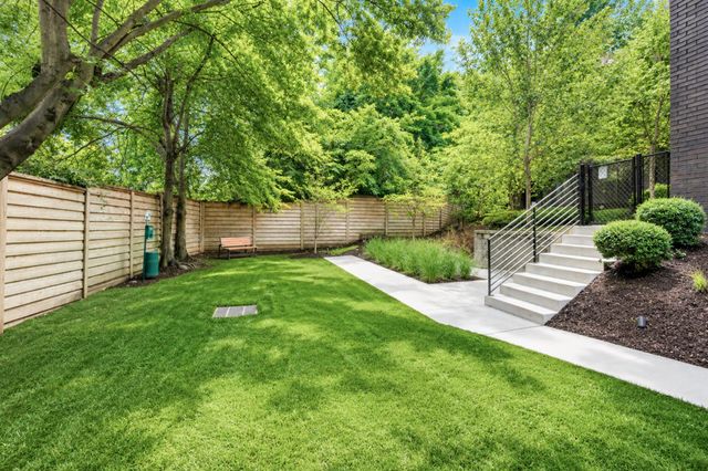 1106 Sigler St, Nashville, TN 37203