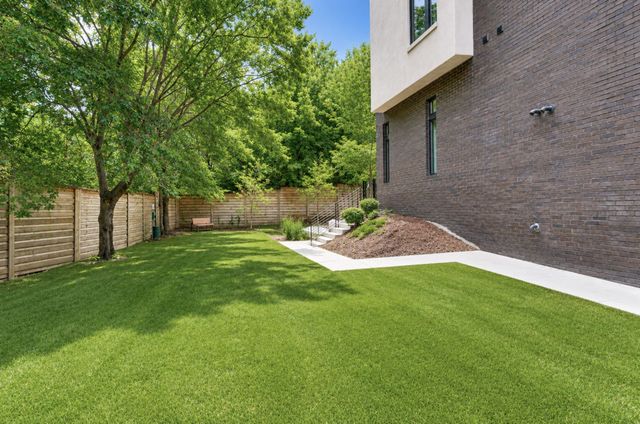 1106 Sigler St, Nashville, TN 37203