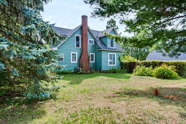 319 N Pearl Street, River Falls, WI 54022