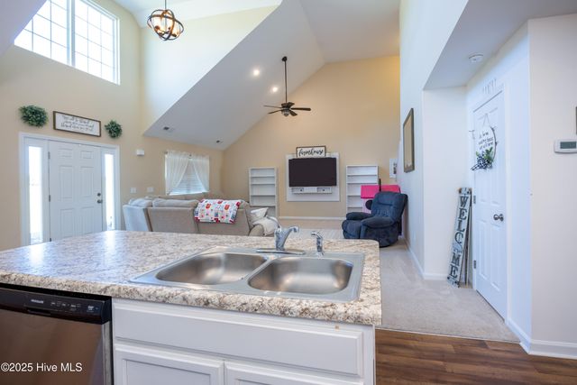 337 Brewington Road, Clinton, NC 28328