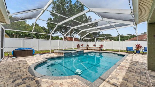 36225 OAK KNOLL LOOP, Dade City, FL 33525