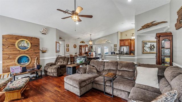 36225 OAK KNOLL LOOP, Dade City, FL 33525