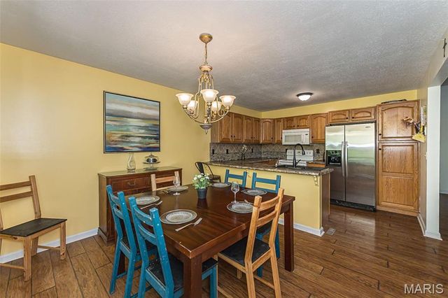 9508 Bent Tree Drive, Hillsboro, MO 63050