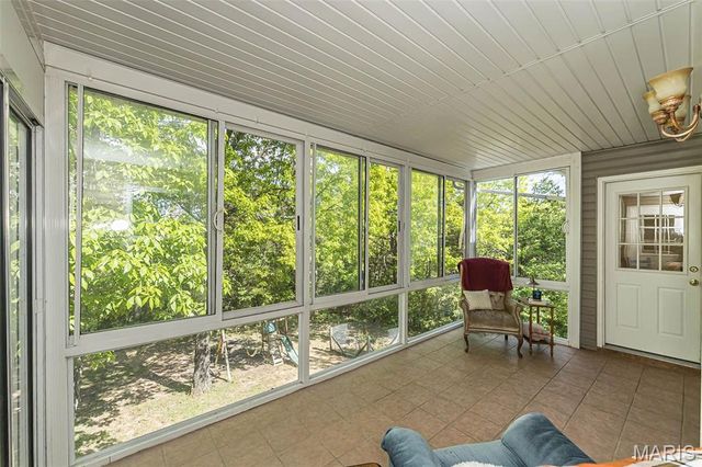9508 Bent Tree Drive, Hillsboro, MO 63050