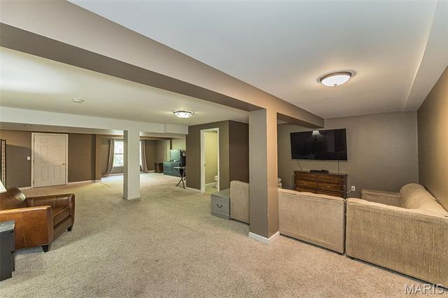 9508 Bent Tree Drive, Hillsboro, MO 63050