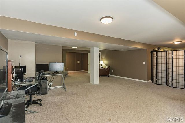 9508 Bent Tree Drive, Hillsboro, MO 63050