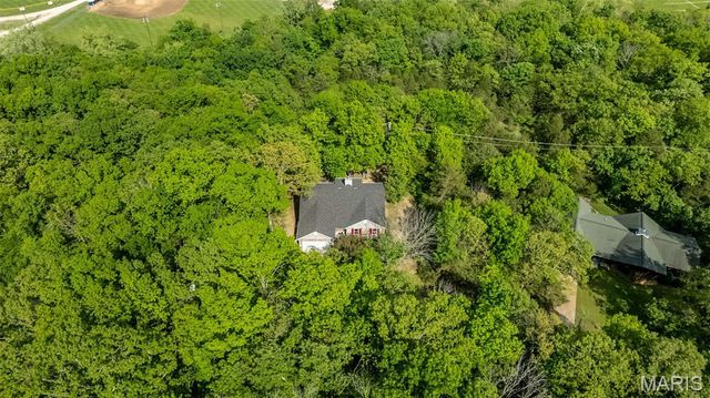 9508 Bent Tree Drive, Hillsboro, MO 63050