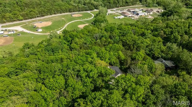 9508 Bent Tree Drive, Hillsboro, MO 63050