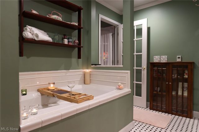 7157 Lochness Drive, Concord, OH 44077