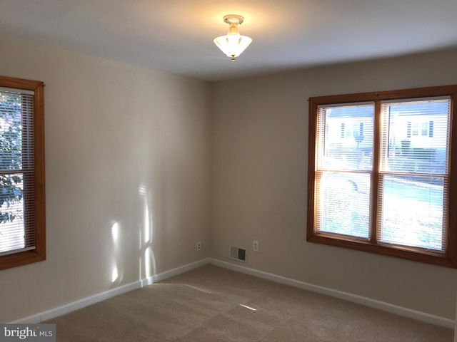 5422 VARNUM ST, Bladensburg, MD 20710